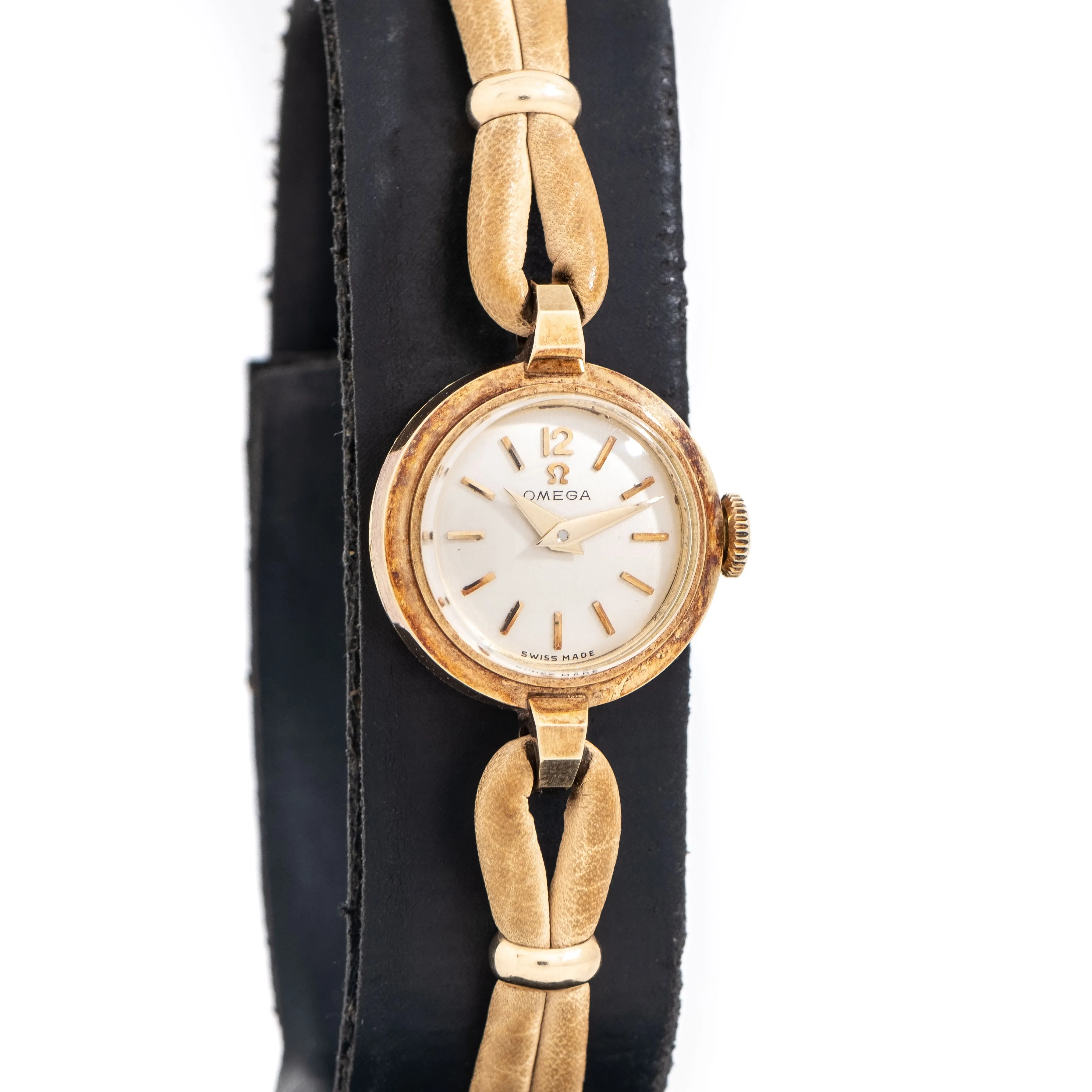 1956 Vintage Ladies Omega Ref. 2693 Solid 14k Yellow Gold Watch (# 15318)