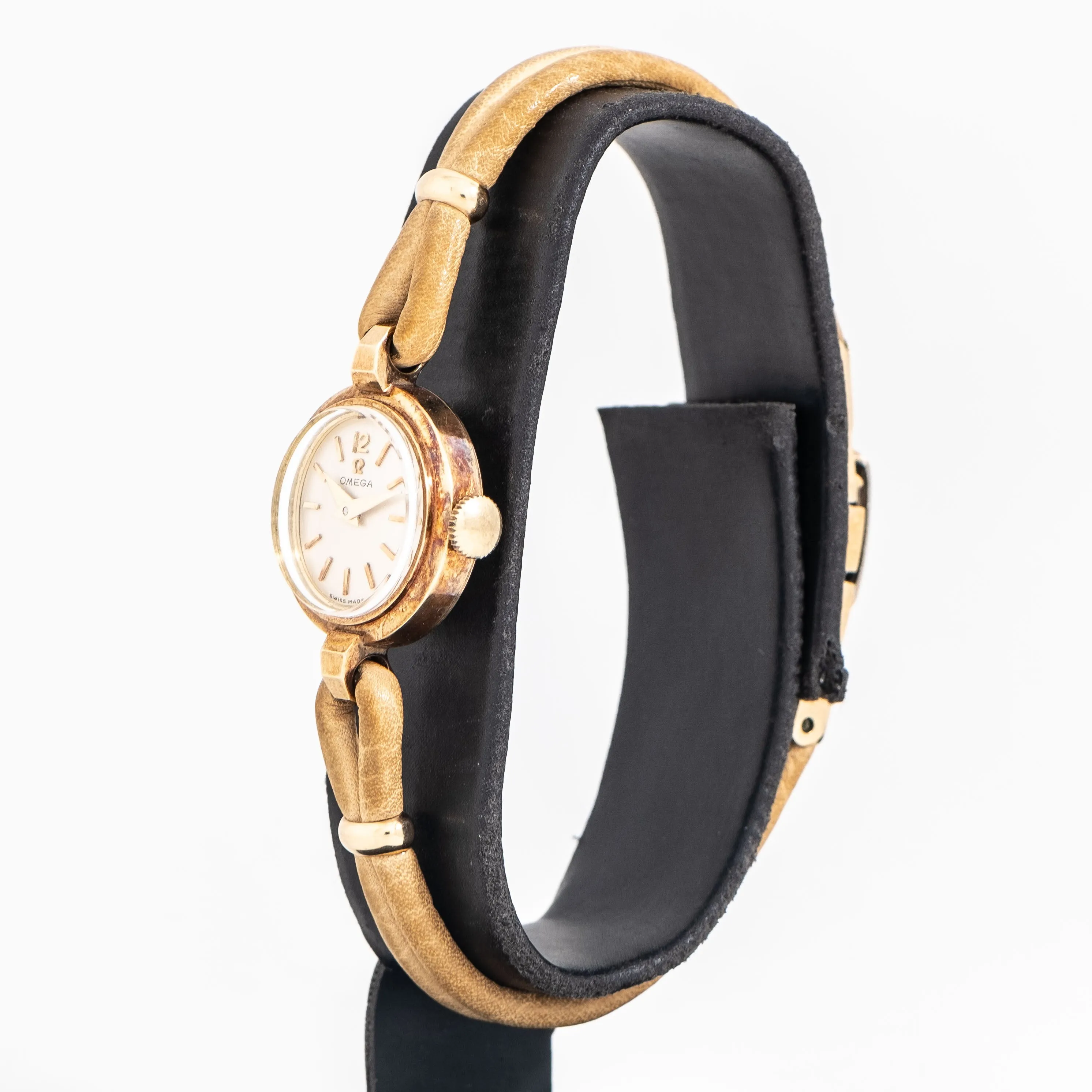1956 Vintage Ladies Omega Ref. 2693 Solid 14k Yellow Gold Watch (# 15318)