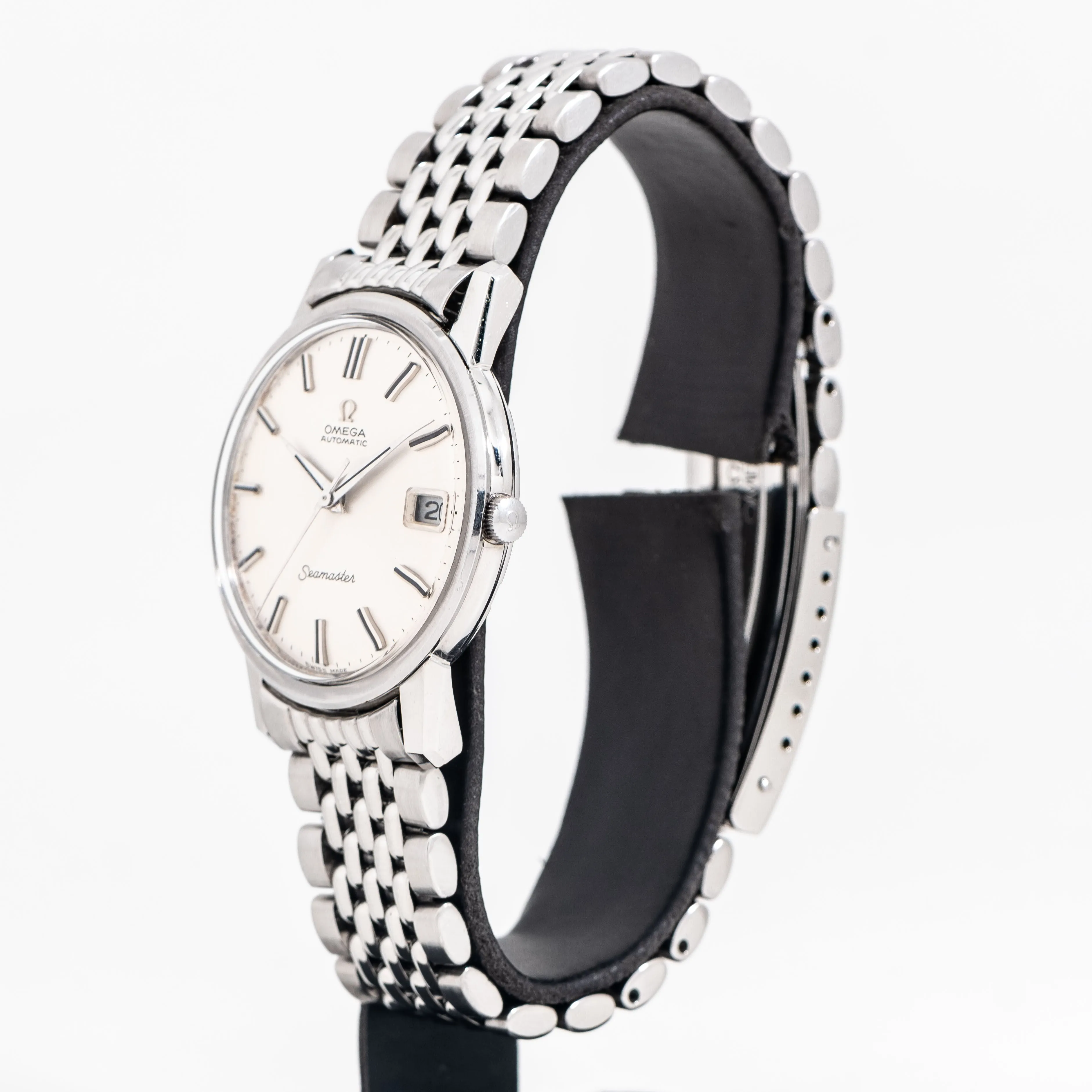 1967 Vintage Omega Seamaster Date No Lume Ref. 166.003 Stainless Steel Watch (# 15312)