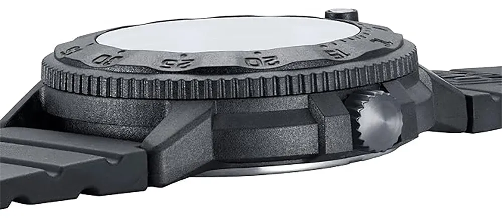 Luminox Original Navy SEAL CARBONOX Black Dial Black Rubber Strap Date Divers Quartz Mens Watch XS.3001.EVO.BO