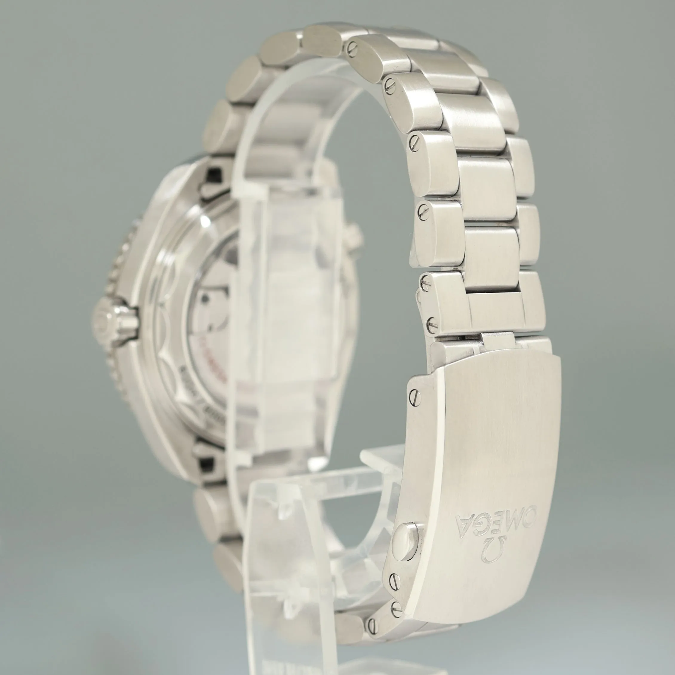 Omega Seamaster Planet Ocean 600M 215.30.40.20.03.001 Steel 39.5mm Blue Watch Box
