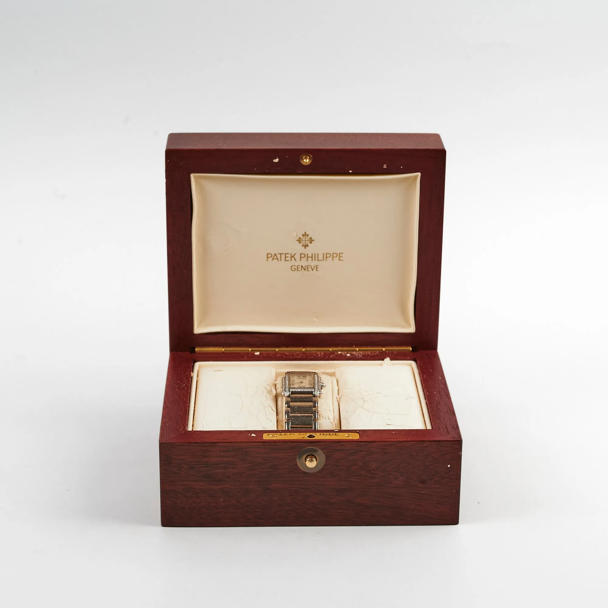 Patek Philippe Twenty-4 White Gold Diamond 22mm Watch 4908/200G-011